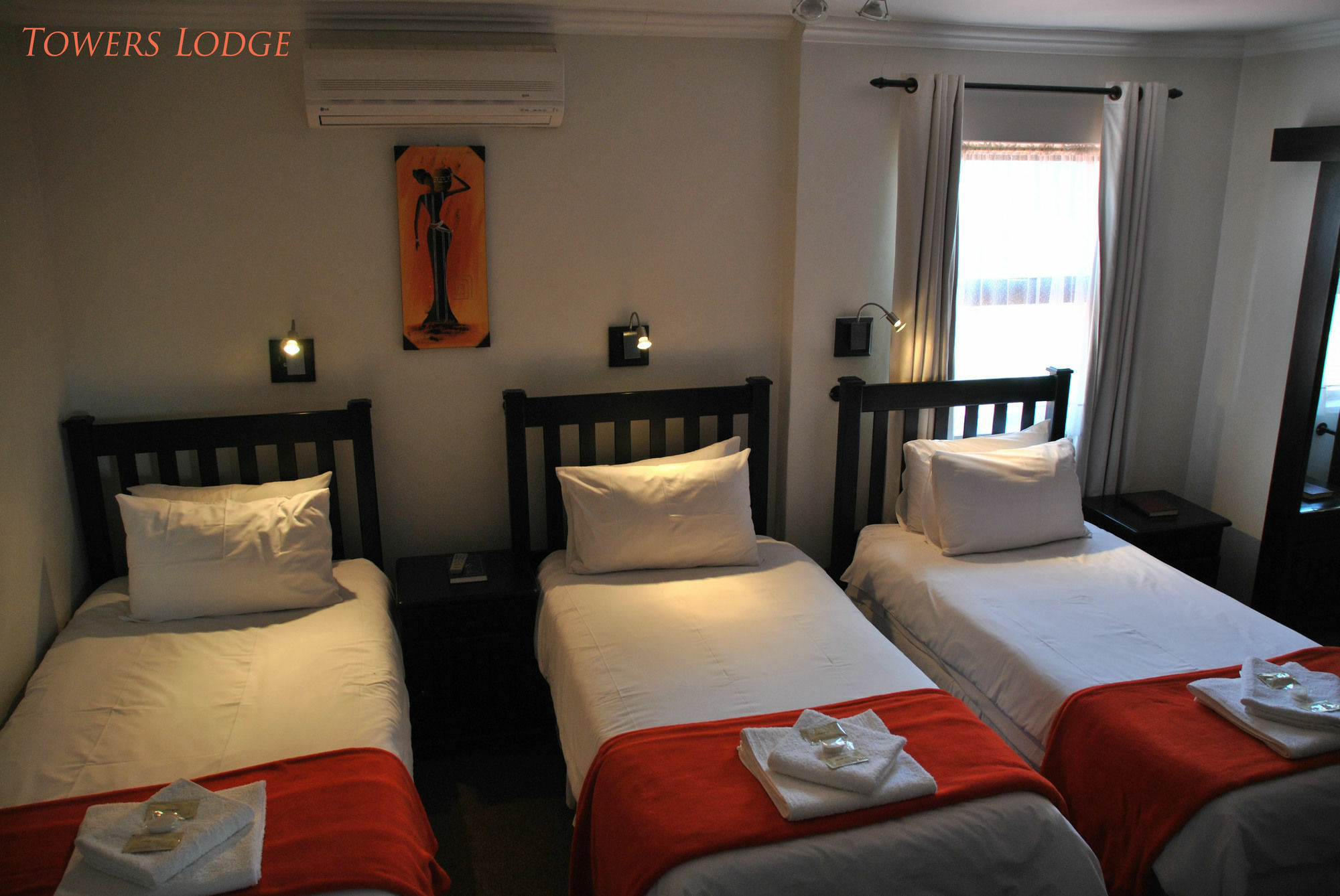 Towers Lodge Боксбурґ Екстер'єр фото