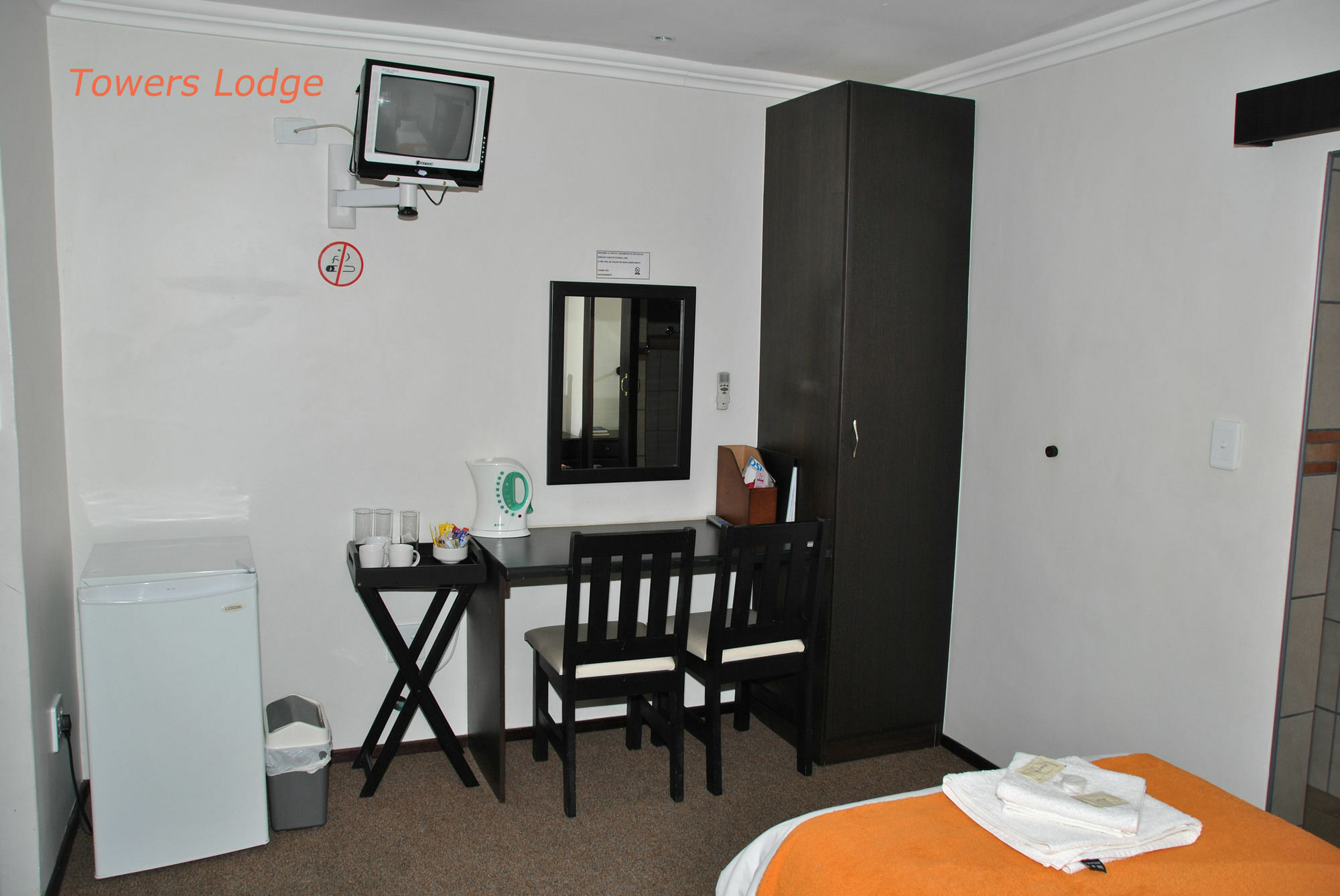 Towers Lodge Боксбурґ Екстер'єр фото